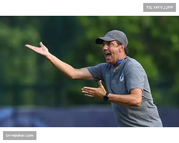 瓦伦西亚后卫何塞·科佩特停赛，后防线轮换选择减少