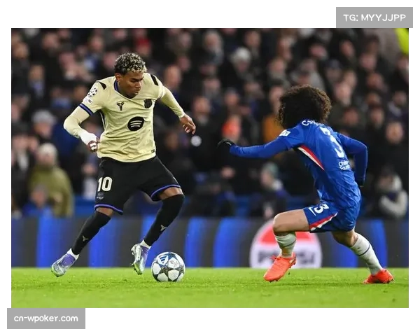 莱万升至巴萨队史射手榜第14位,老将终结能力依旧可靠